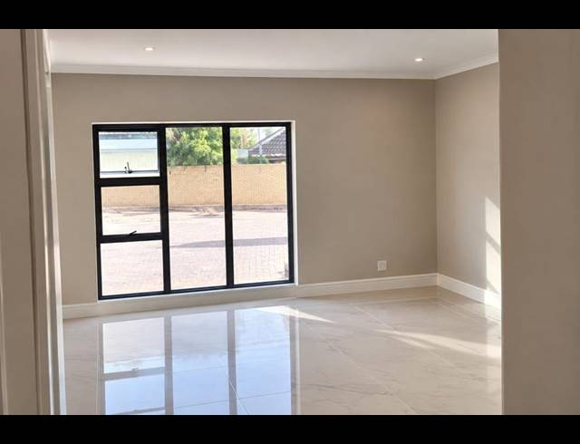 3 BEDROOM PROPERTY TO RENT IN FAIRLAND